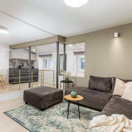 Unique Apartment Pula Eksteriør billede