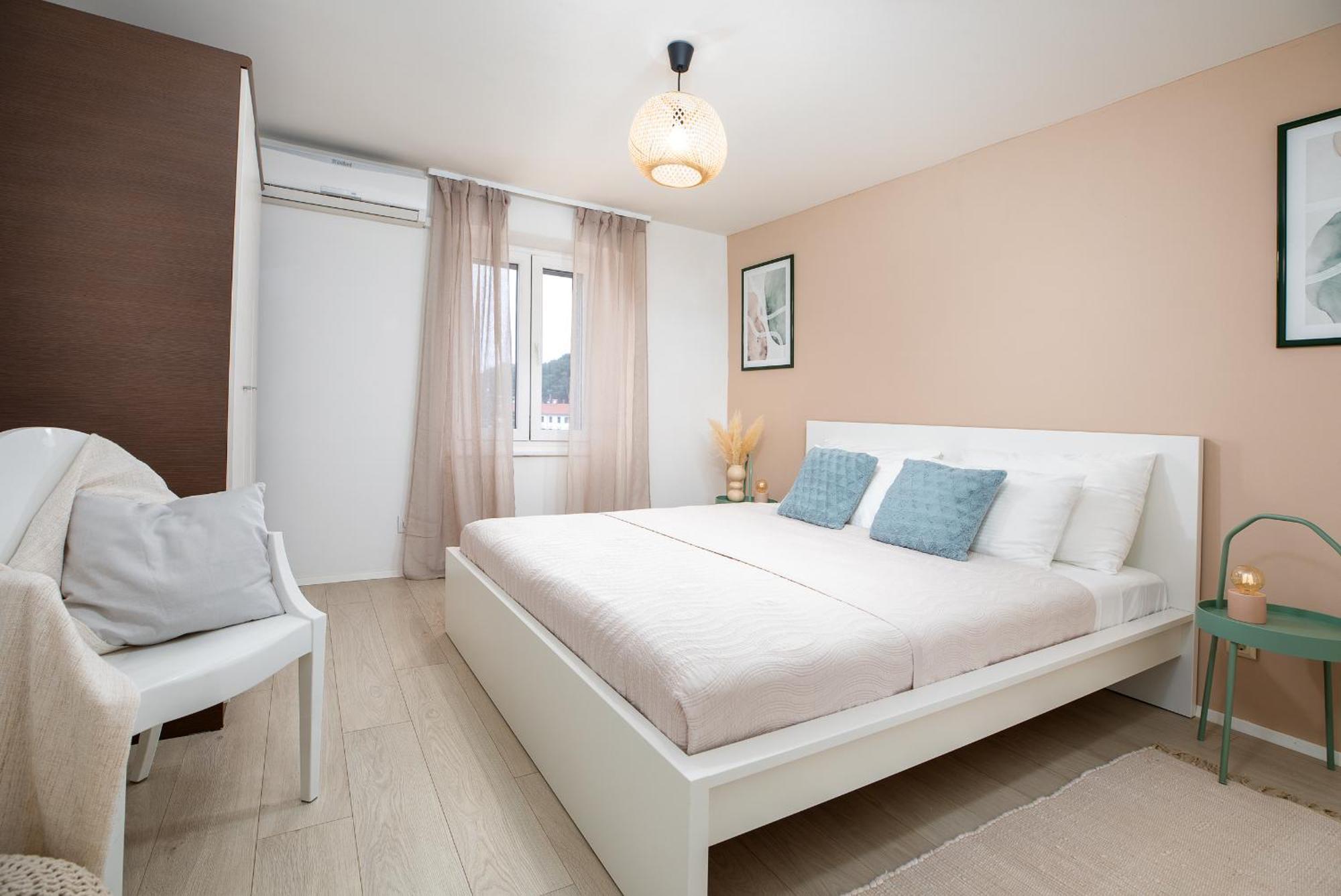Unique Apartment Pula Eksteriør billede
